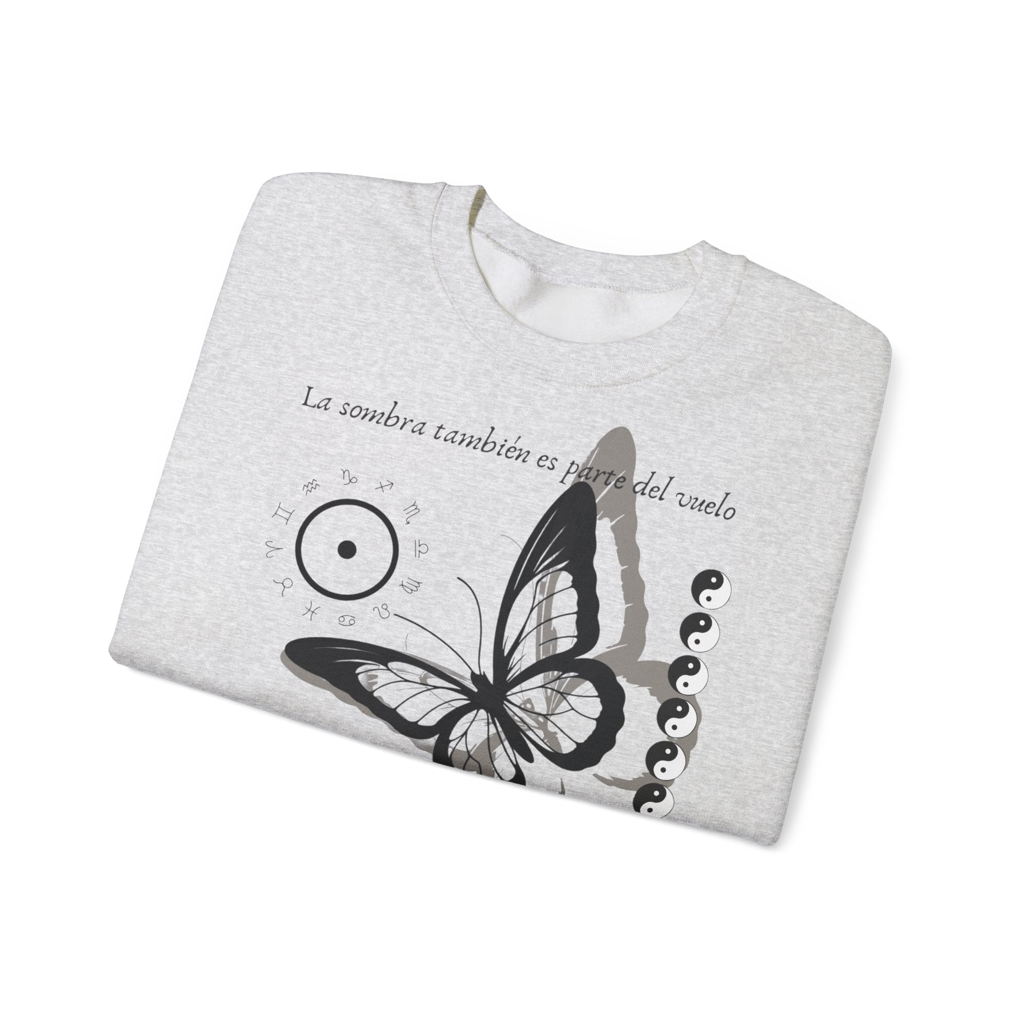 Sudadera de cuello redondo Butterfly Moon — 'La sombra también es parte del mundo'