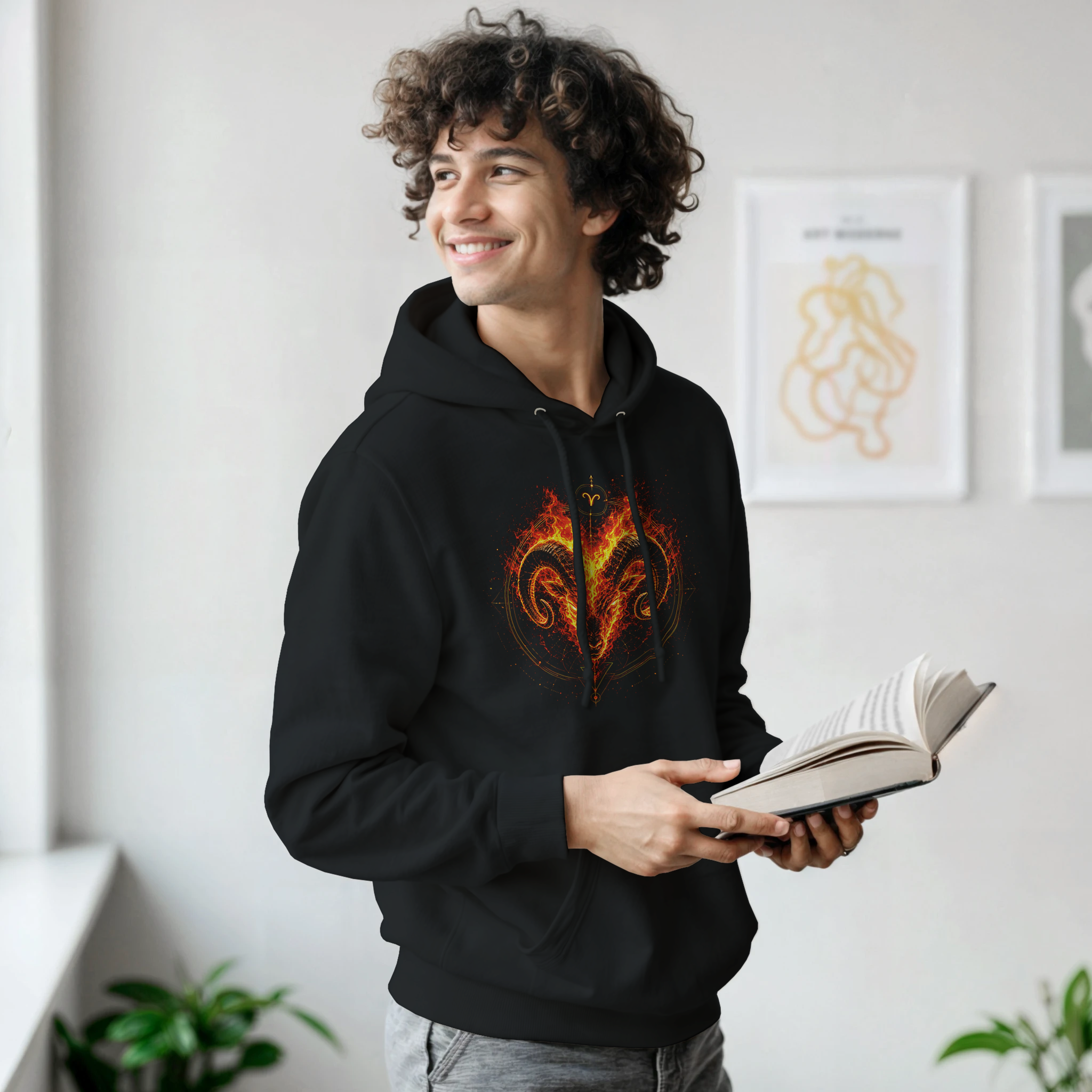 Hoodie zodiacal Aries exclusivo de Astrálisis