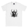 Camiseta blanca unisex con ilustración artística del signo zodiacal Tauro.