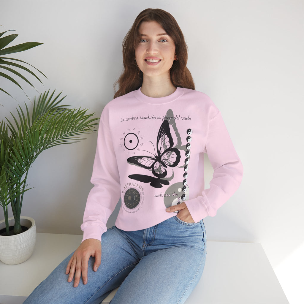 Sudadera de cuello redondo Butterfly Moon — 'La sombra también es parte del mundo'